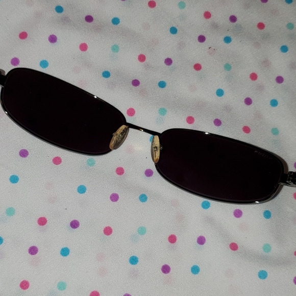 Prada - Picture 5 of 7